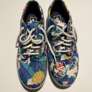 Vans Off the Wall Tropical Toucan Women's Skat Shoes Sz 9.5